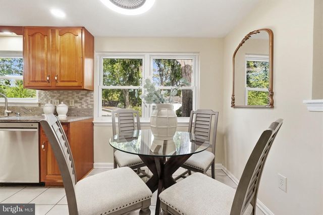 6512 CAPE CT, Falls Church, VA 22043