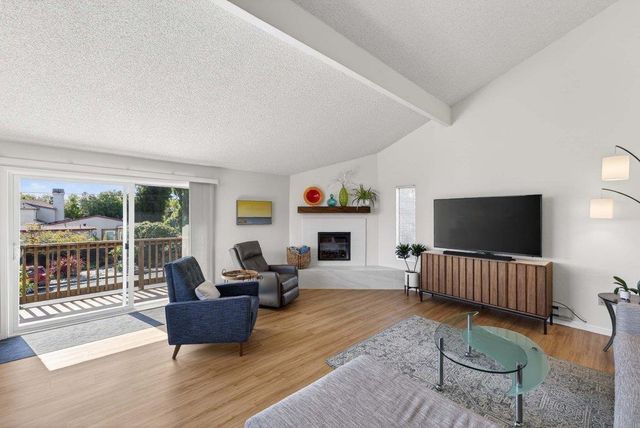 300 Columbia Street, Santa Cruz, CA 95060