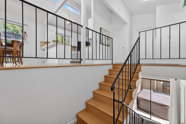 300 Columbia Street, Santa Cruz, CA 95060