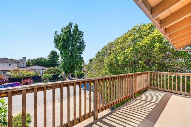 300 Columbia Street, Santa Cruz, CA 95060