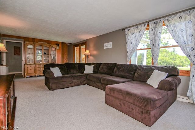 7600 Kniffen Road, Leroy, OH 44077