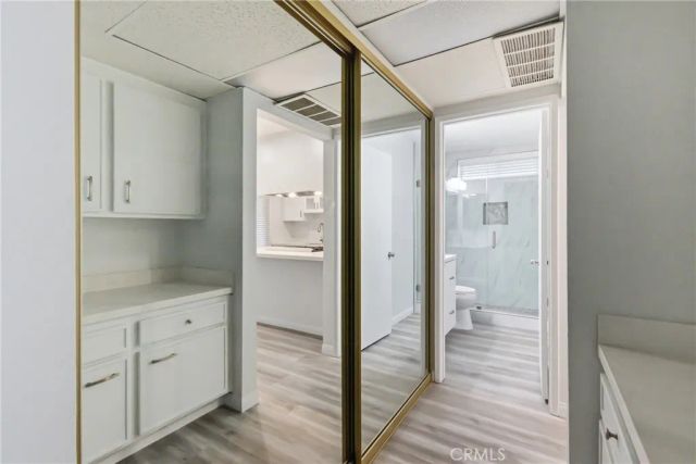 1422 Cabrillo Park B, Santa Ana, CA 92701