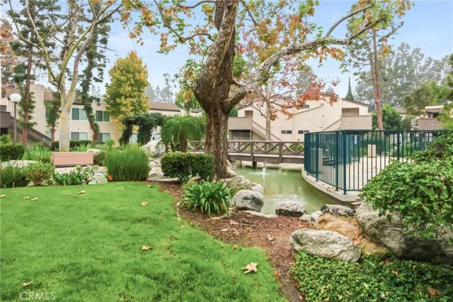 1422 Cabrillo Park B, Santa Ana, CA 92701