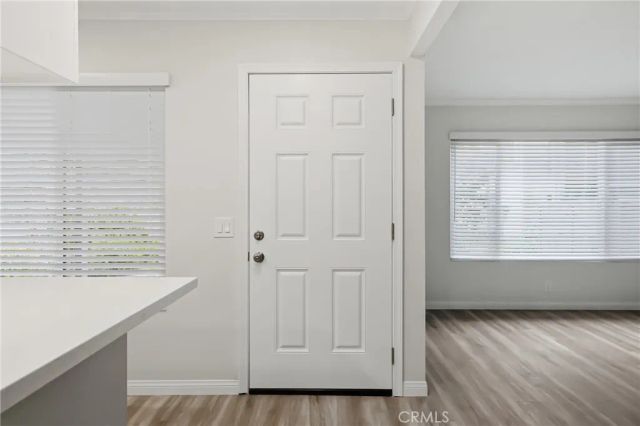 1422 Cabrillo Park B, Santa Ana, CA 92701