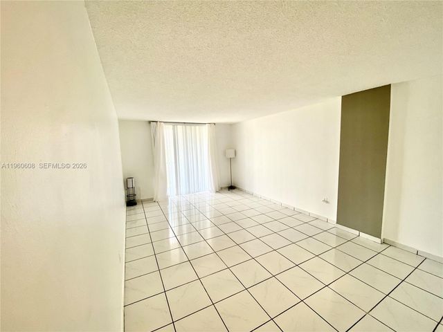 16950 DIXIE A536, North Miami Beach, FL 33160