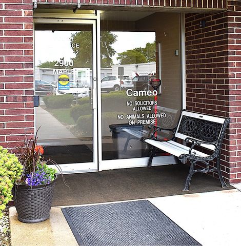 2900 Maple Avenue 10E, Downers Grove, IL 60515