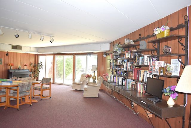 2900 Maple Avenue 10E, Downers Grove, IL 60515