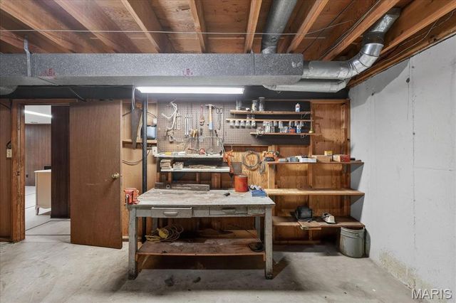 848 S Aldan Drive, Olivette, MO 63132