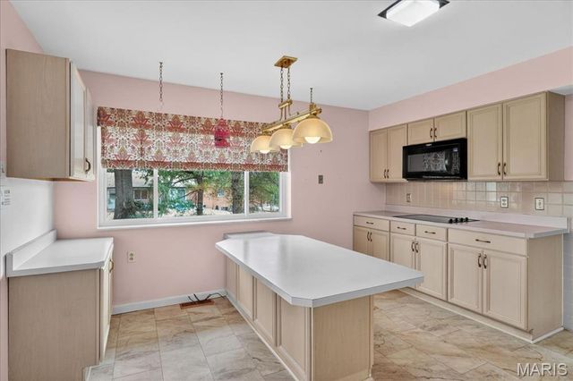 848 S Aldan Drive, Olivette, MO 63132