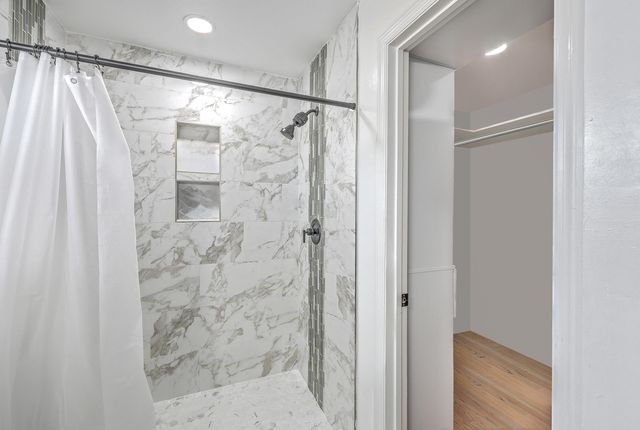 1024 W Recess Road, Hanahan, SC 29410