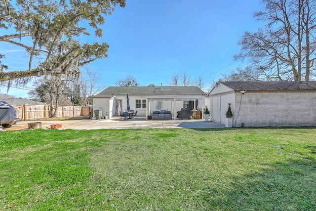 1024 W Recess Road, Hanahan, SC 29410