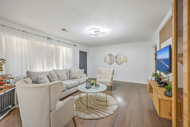 1024 W Recess Road, Hanahan, SC 29410