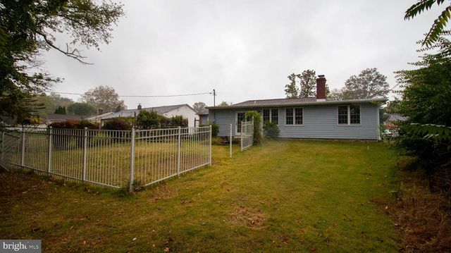 2949 STONEY CREEK, Norristown, PA 19401