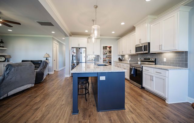 4115 Andes Dr, Murfreesboro, TN 37127