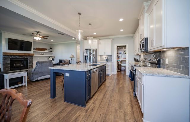 4115 Andes Dr, Murfreesboro, TN 37127