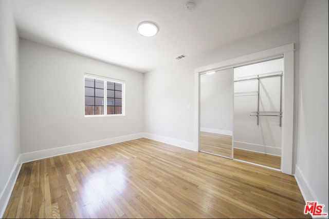1011 S Plymouth Boulevard, Los Angeles, CA 90019
