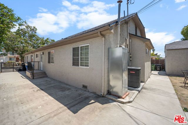 1011 S Plymouth Boulevard, Los Angeles, CA 90019