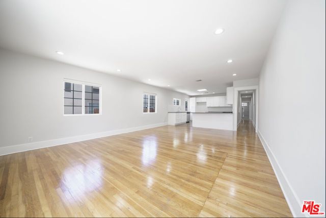 1011 S Plymouth Boulevard, Los Angeles, CA 90019