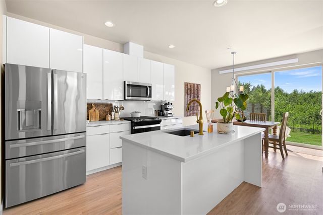 4833 Springside Street, Bellingham, WA 98226