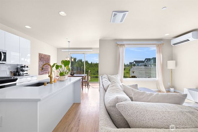 4833 Springside Street, Bellingham, WA 98226