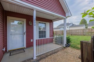 200 KINGSPORT RD, Waynesboro, VA 22980