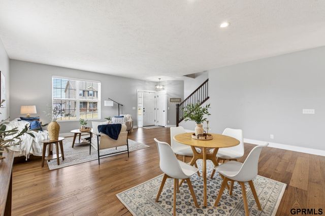 11517 Grissom Street, Papillion, NE 68046