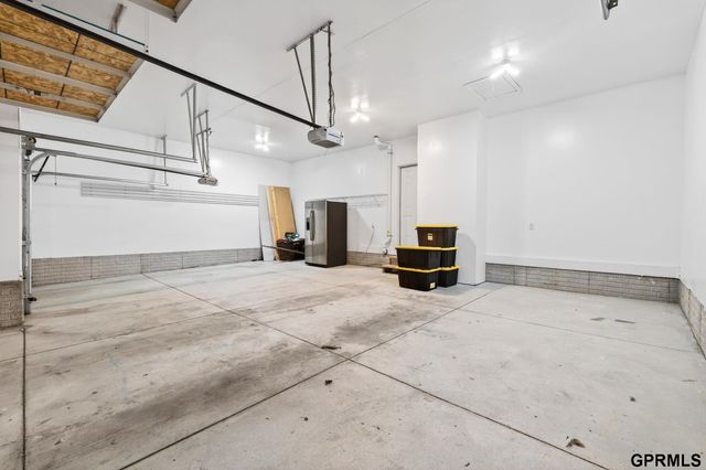 11517 Grissom Street, Papillion, NE 68046