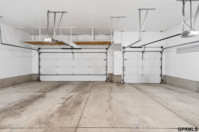 11517 Grissom Street, Papillion, NE 68046