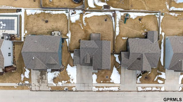 11517 Grissom Street, Papillion, NE 68046