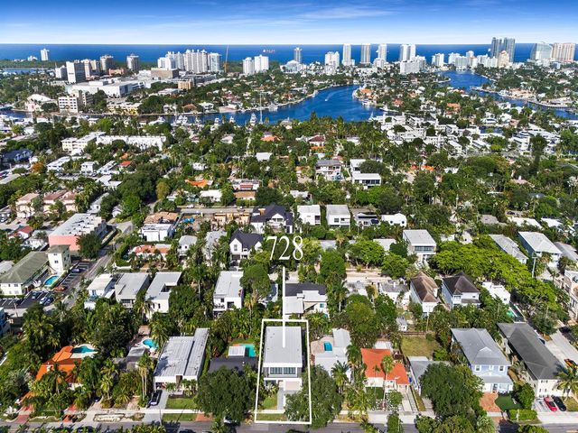 728 NE 17th Terrace, Fort Lauderdale, FL 33304