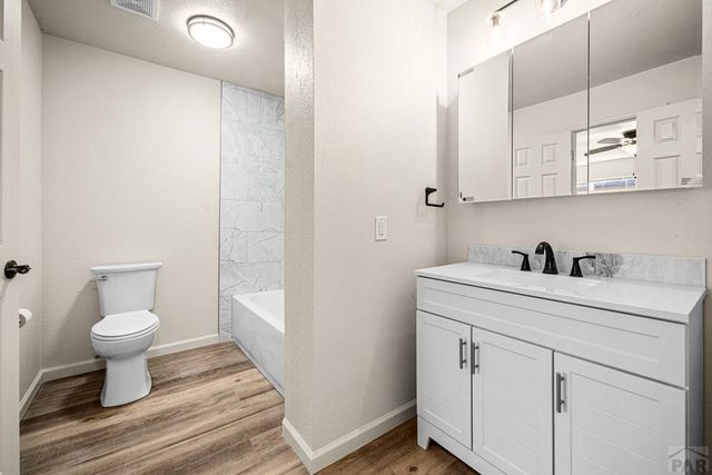 122 Regency Blvd, Pueblo, CO 81005