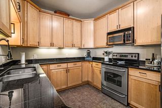 1888 N Humboldt AVENUE #301, Milwaukee, WI 53202
