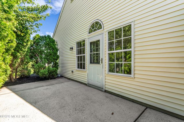 3170 Dillon Lane, Toms River, NJ 08755