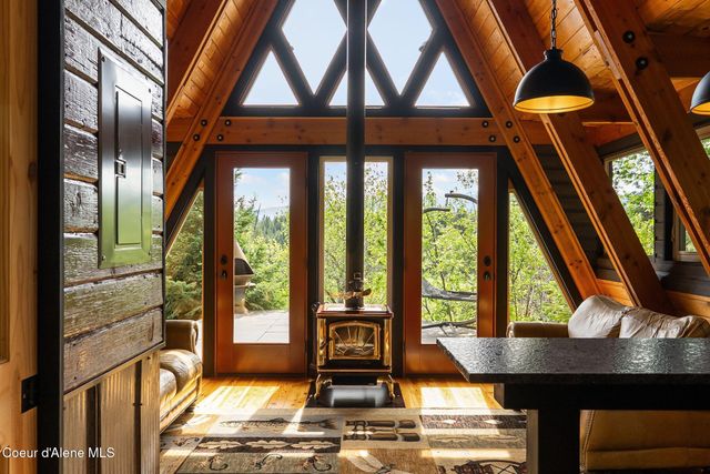 45 Rascals RD, Sandpoint, ID 83864