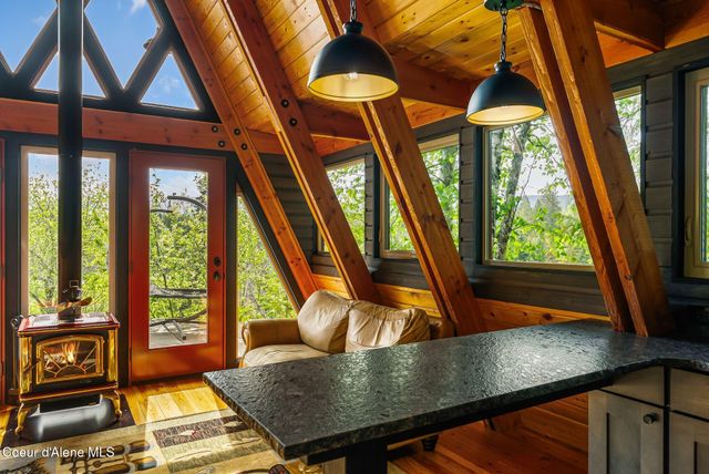 45 Rascals RD, Sandpoint, ID 83864