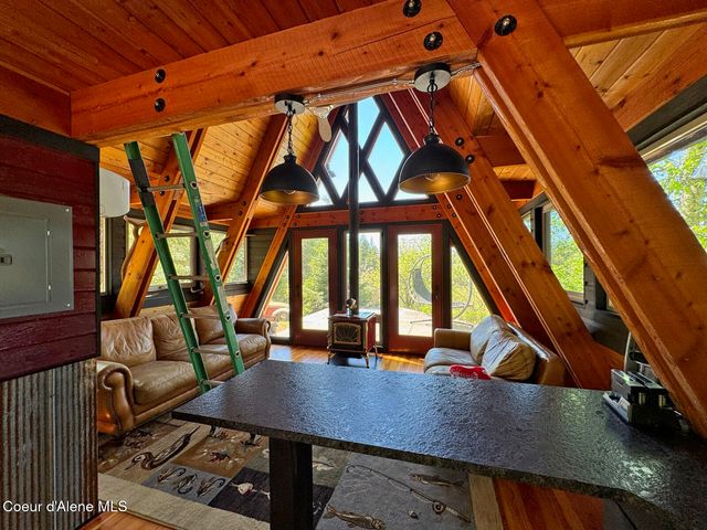45 Rascals RD, Sandpoint, ID 83864