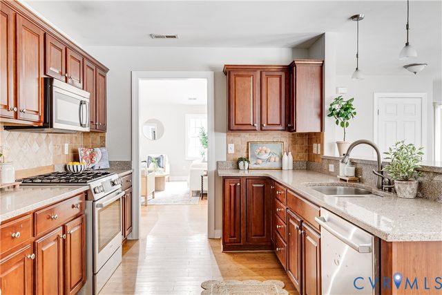 16500 Chinook Dr, Chesterfield, VA 23803