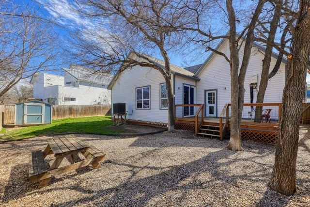 1704 Webberville RD, Austin, TX 78721