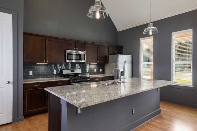 1704 Webberville RD, Austin, TX 78721