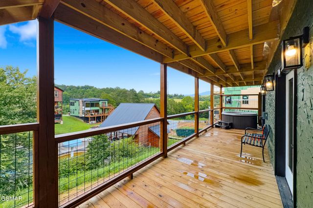 1579 Rainbow Ridge Way, Sevierville, TN 37862