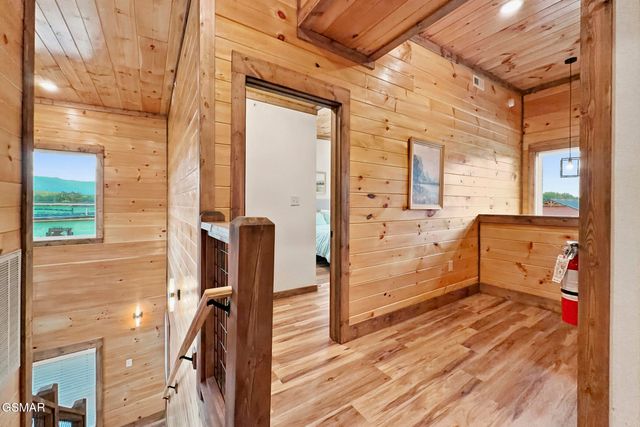 1579 Rainbow Ridge Way, Sevierville, TN 37862