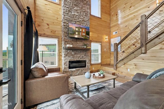 1579 Rainbow Ridge Way, Sevierville, TN 37862