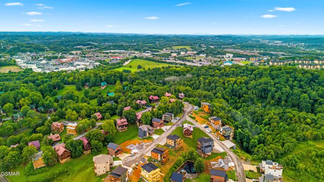 1579 Rainbow Ridge Way, Sevierville, TN 37862