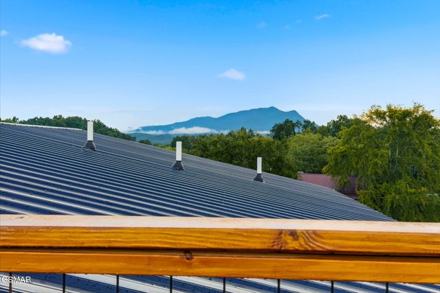 1579 Rainbow Ridge Way, Sevierville, TN 37862