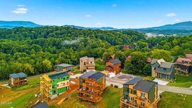 1579 Rainbow Ridge Way, Sevierville, TN 37862