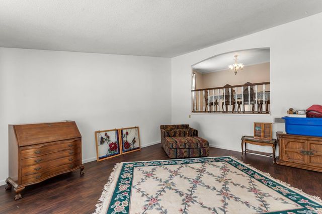 4927 Upper 148th Court, Apple Valley, MN 55124