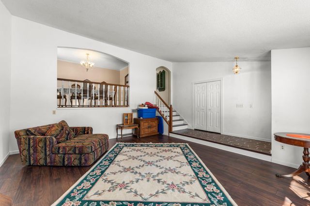 4927 Upper 148th Court, Apple Valley, MN 55124