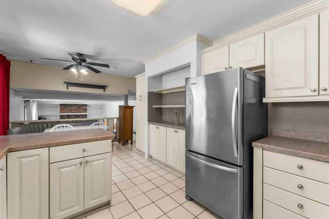 4927 Upper 148th Court, Apple Valley, MN 55124