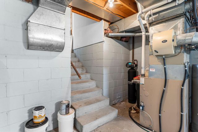 4927 Upper 148th Court, Apple Valley, MN 55124