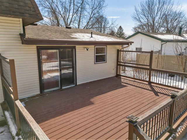 4927 Upper 148th Court, Apple Valley, MN 55124